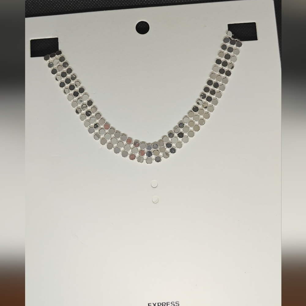 Express Dazzling Silver choker Necklace